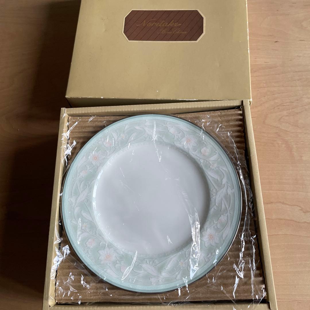 ノリタケ　ディナー皿スープ皿ケーキ皿セット