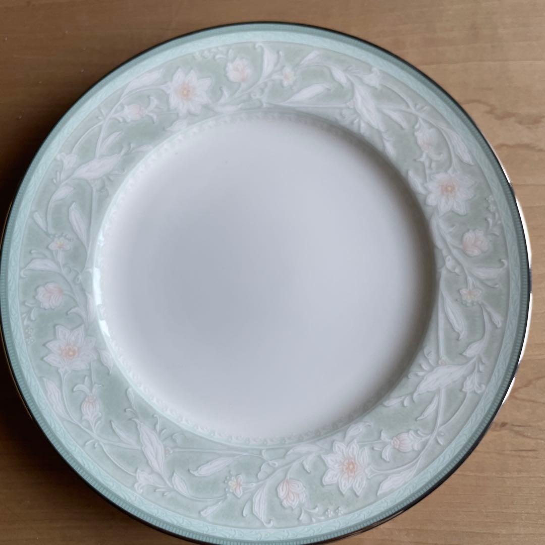 ノリタケ　ディナー皿スープ皿ケーキ皿セット