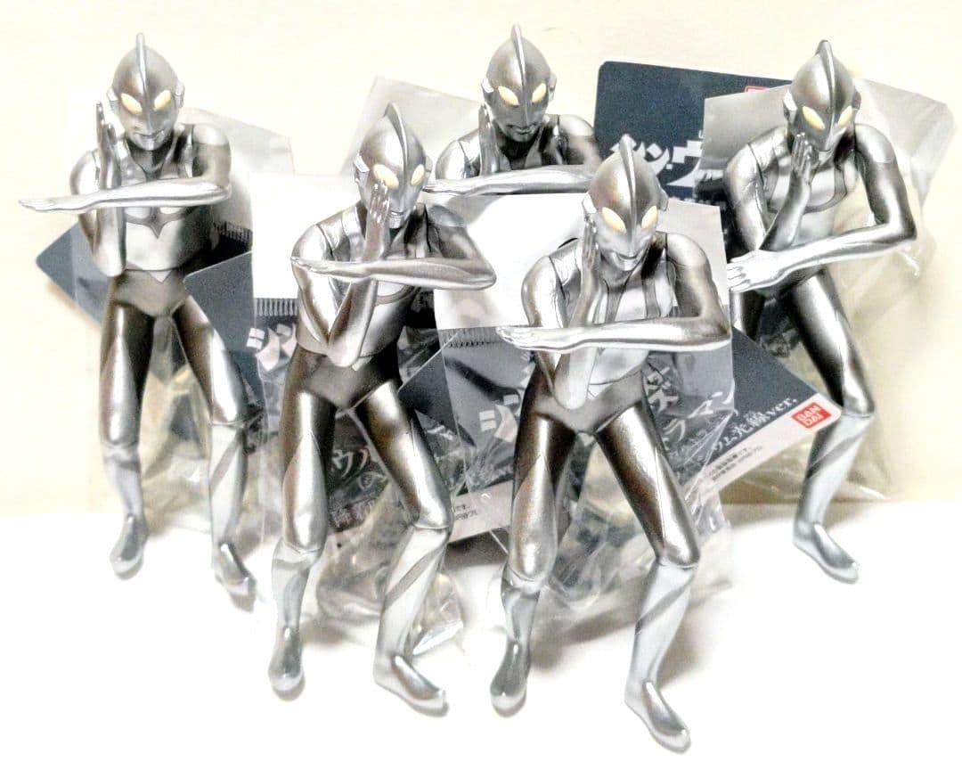 ムービーモンスターシリーズ 19種 105体 ソフビ ゴジラ ウルトラマン 新品