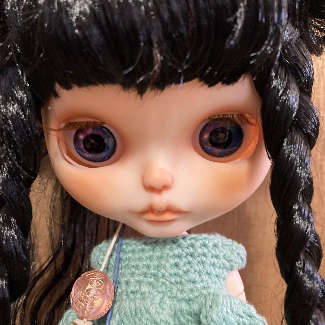 黒髪アイシードールちゃん