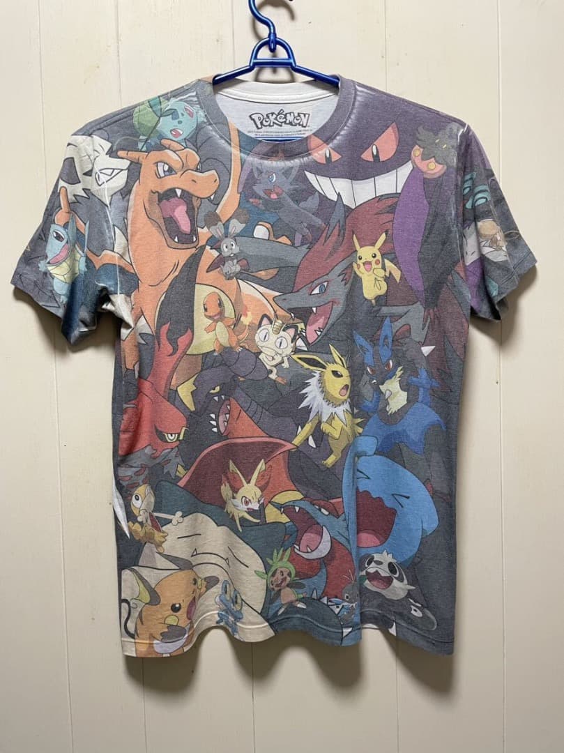 ポケモンPOKEMON全面プリントTシャツ 古着 Lアニメ、ゲーム、ニンテンドー
