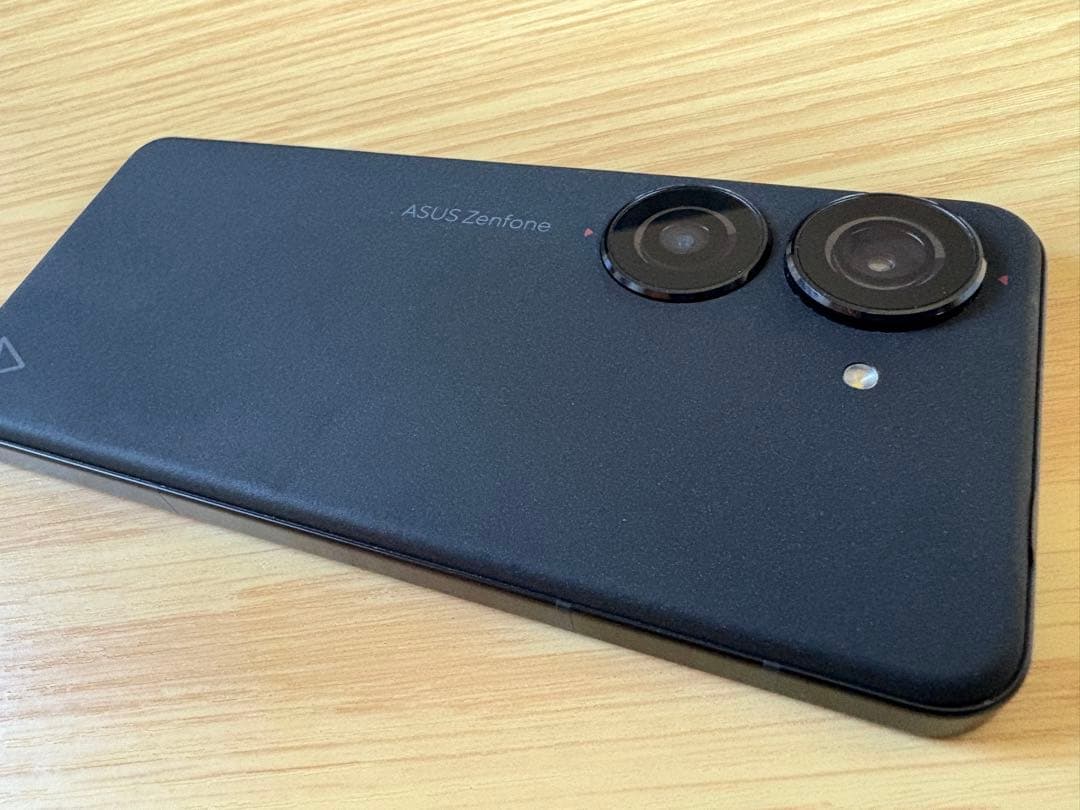 スマートフォン本体 ASUS Zenfone 10 5G Dual 128GB 8GB RAM