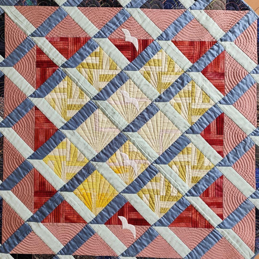 パッチワーク　タペストリー　　　　「朝と夜の狭間」