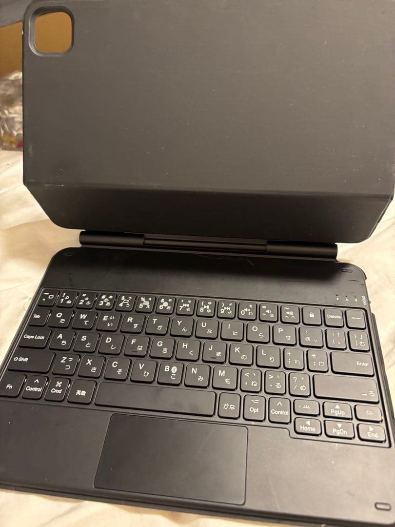 マジックキーボード11インチ