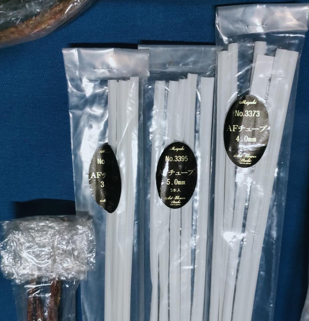 フラワーアート　飯田深雪アートフラワーワイヤーなど 中古品あり