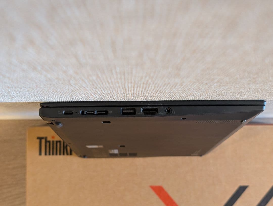 Windowsノート本体 ThinkPad X1 Carbon 7th Generation