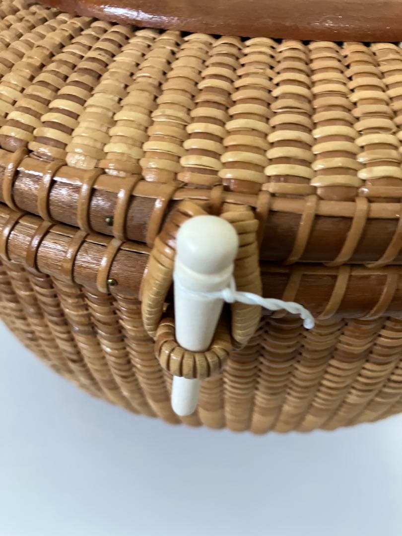 ナンタケットバスケット7oval蓋付　中古品