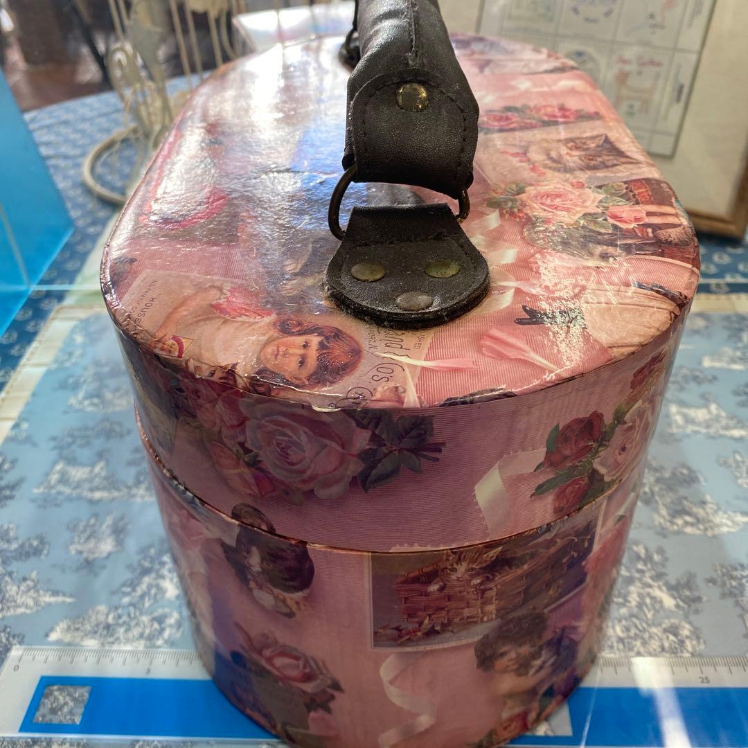 ヴィクトリアン小物入れ