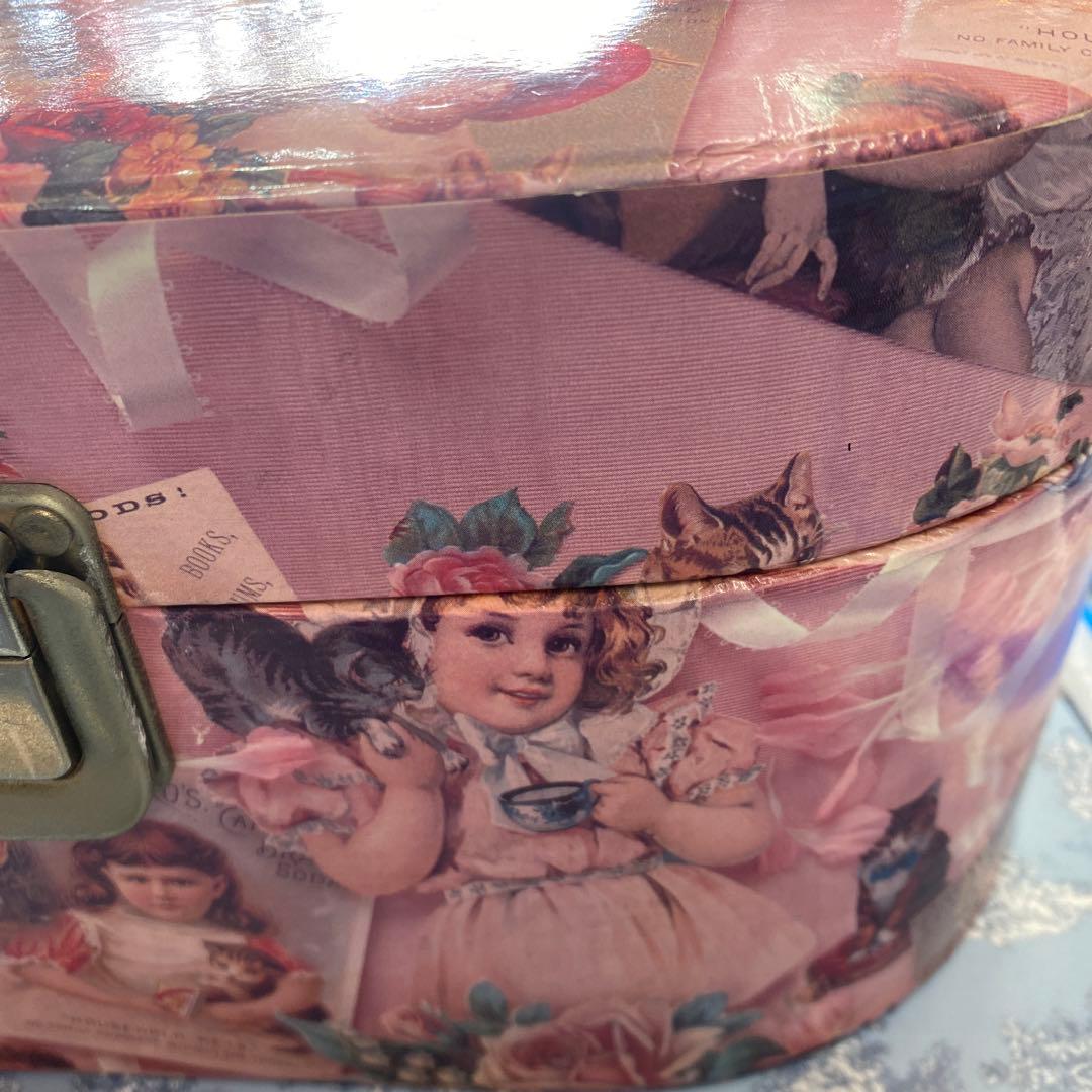 ヴィクトリアン小物入れ