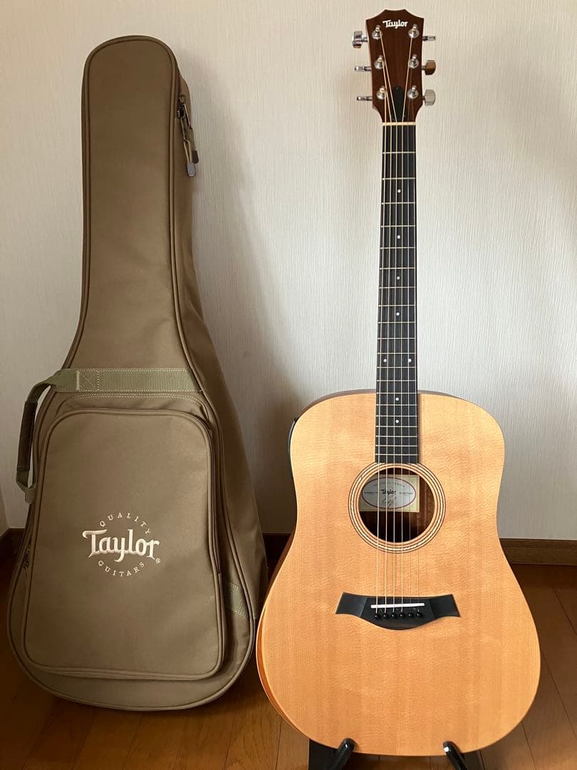 【かなり美品】Taylor Academy 10e エレアコギター