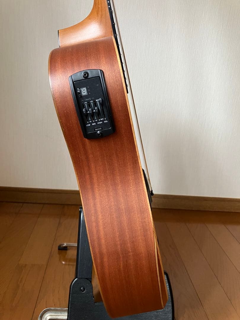 【かなり美品】Taylor Academy 10e エレアコギター