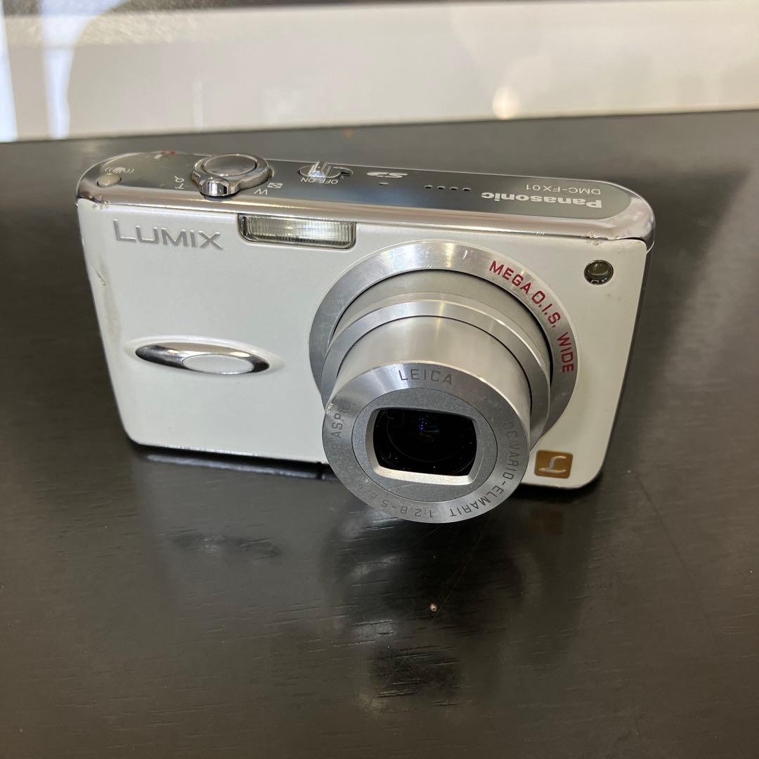 Panasonic LUMIX DMC-FX37 ホワイト　デジタルカメラ