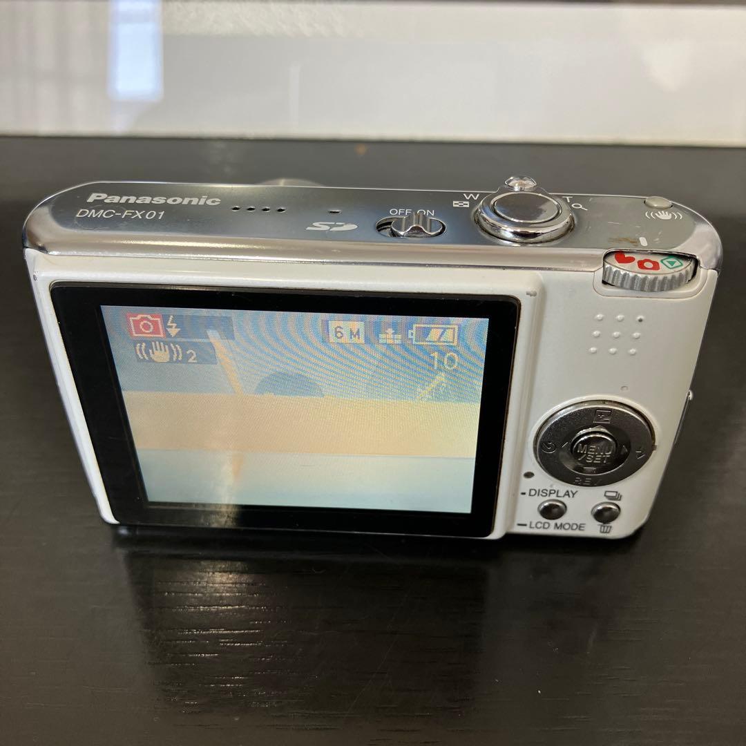 Panasonic LUMIX DMC-FX37 ホワイト　デジタルカメラ