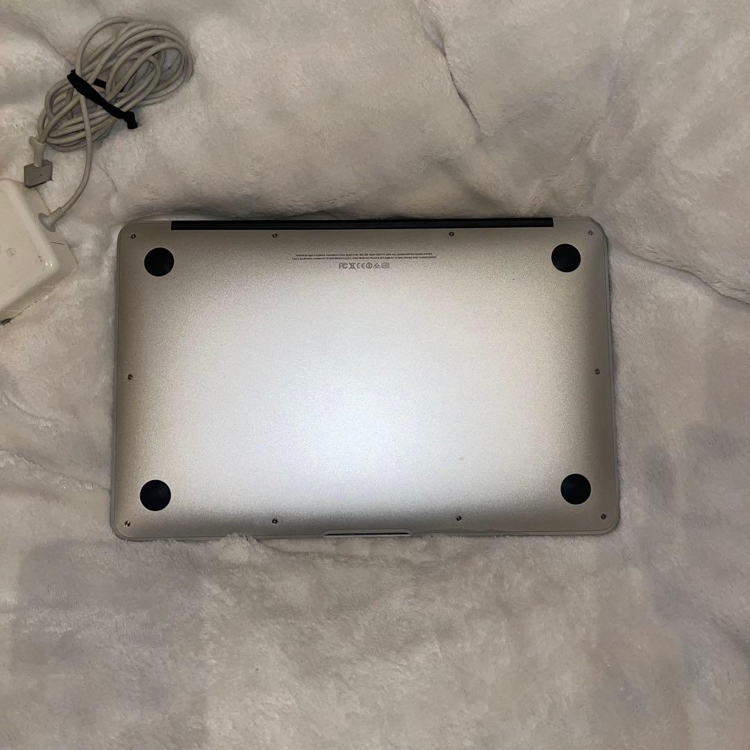 MacBook Air 11.6インチ Intel Core i5 1.4GHz