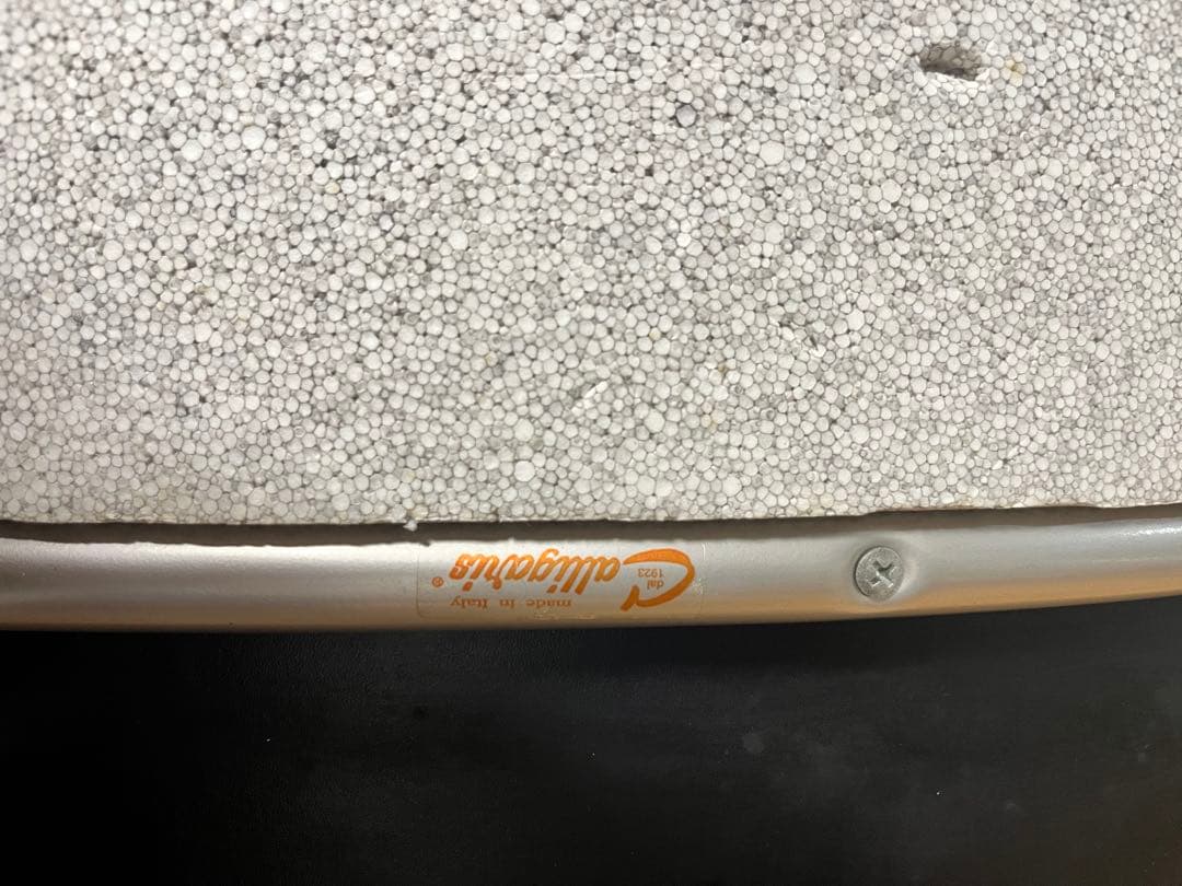 カリガリス Calligaris　本革ダイニングチェア　②