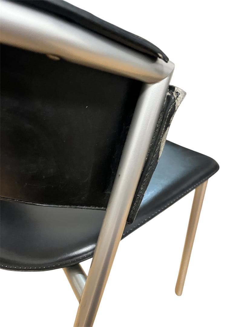 カリガリス Calligaris　本革ダイニングチェア　②