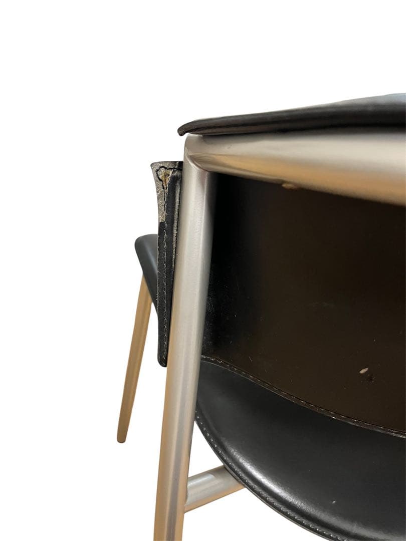 カリガリス Calligaris　本革ダイニングチェア　②