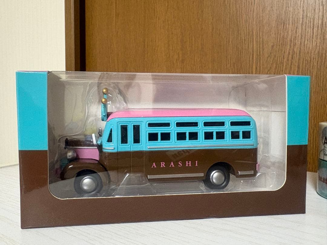 ARASHI EXHIBITION JOURNEY 嵐を旅する展覧会 バス