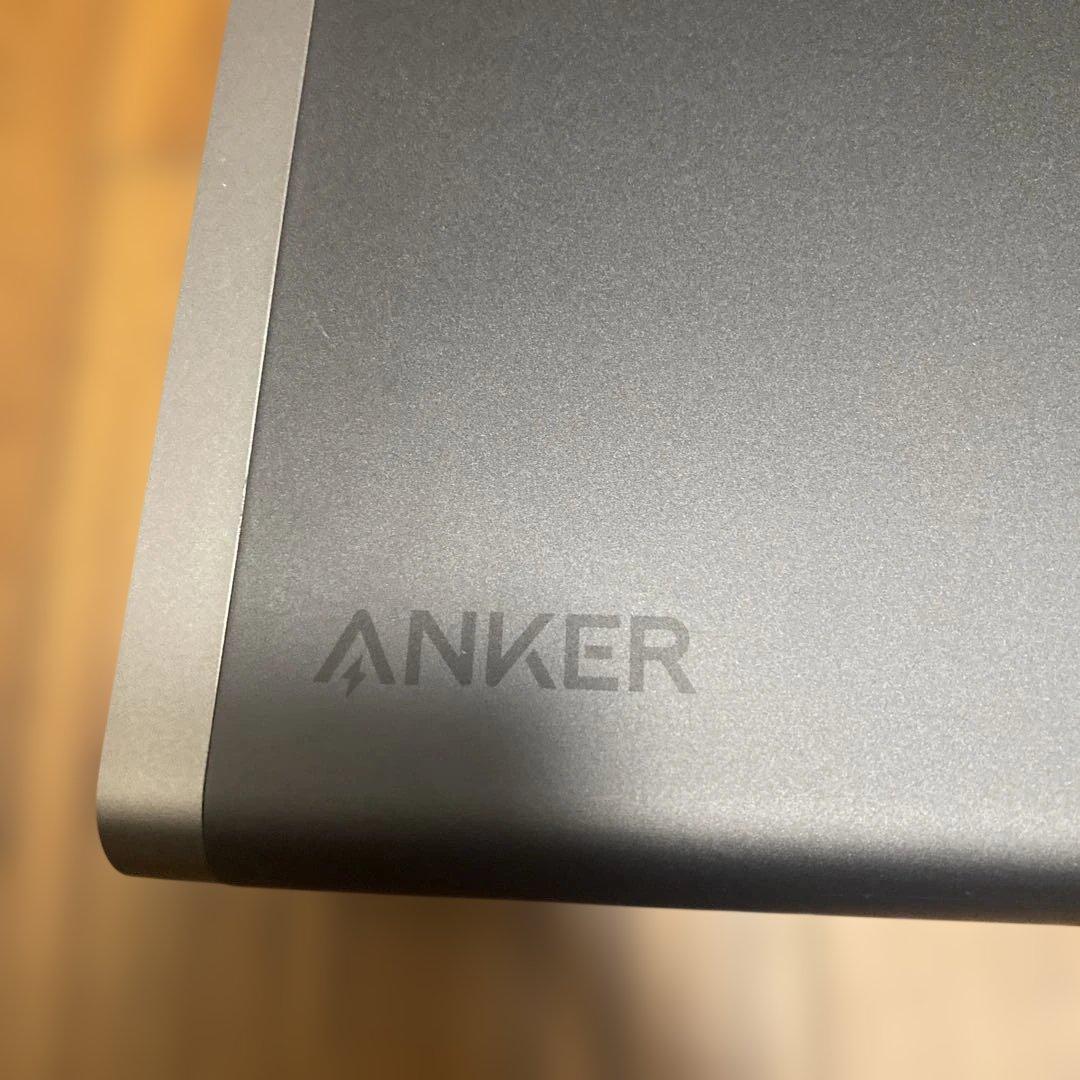 Anker 675 USB-C ドッキングステーション