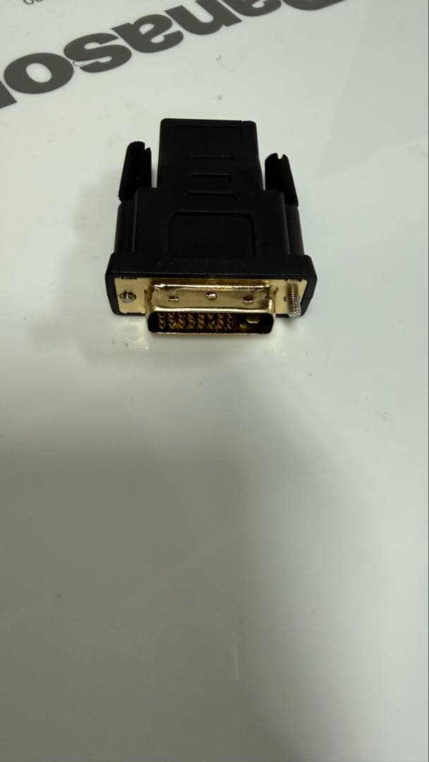 Panasonic PT-D5700 (本体のみ・レンズは付属しません).