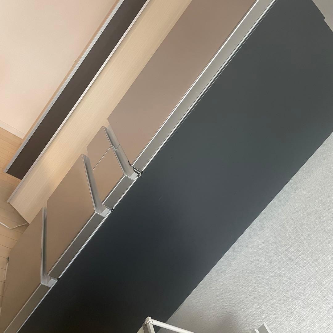 HITACHI マットシルバーシングルドア冷蔵庫　470L 2023年製　5ドア