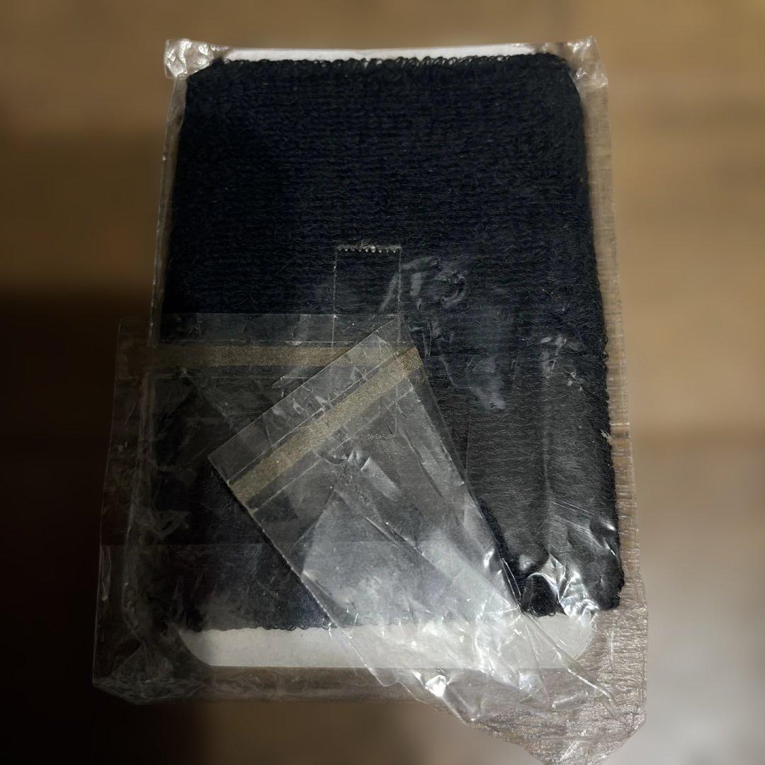 【新品、未使用品】llica スネークロゴ 刺繍リストバンド