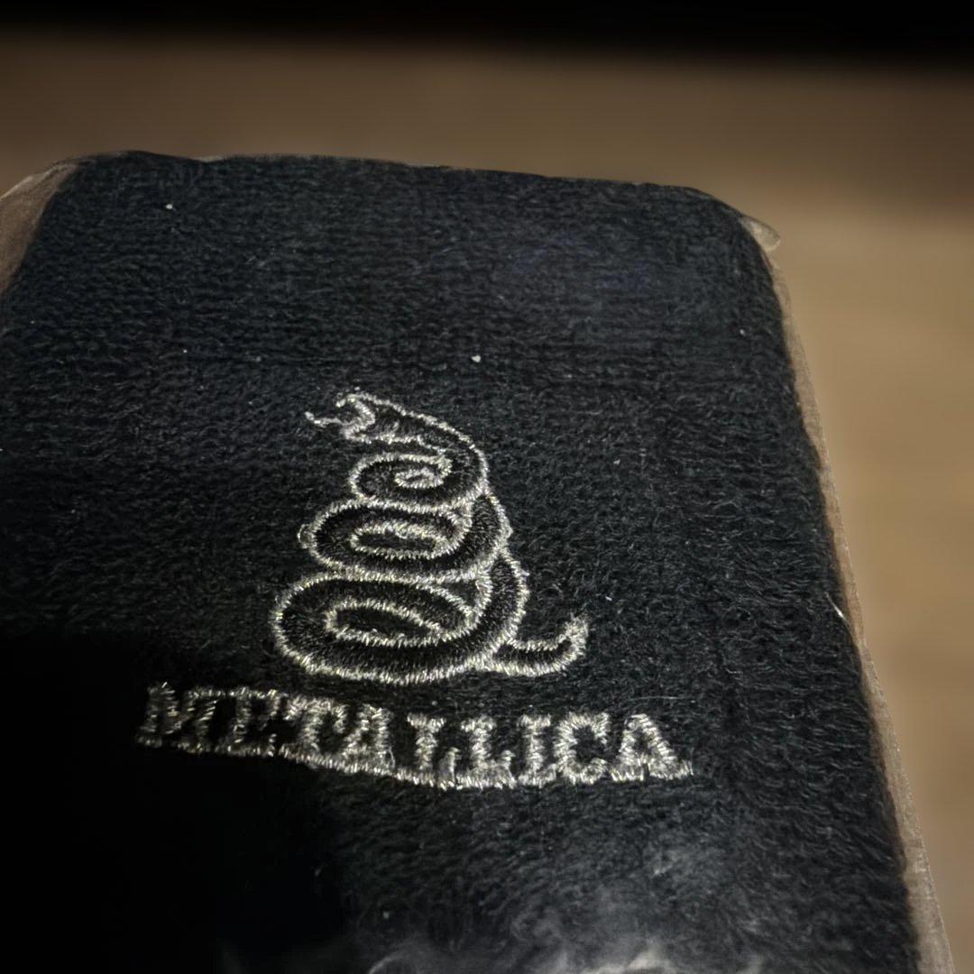 【新品、未使用品】llica スネークロゴ 刺繍リストバンド