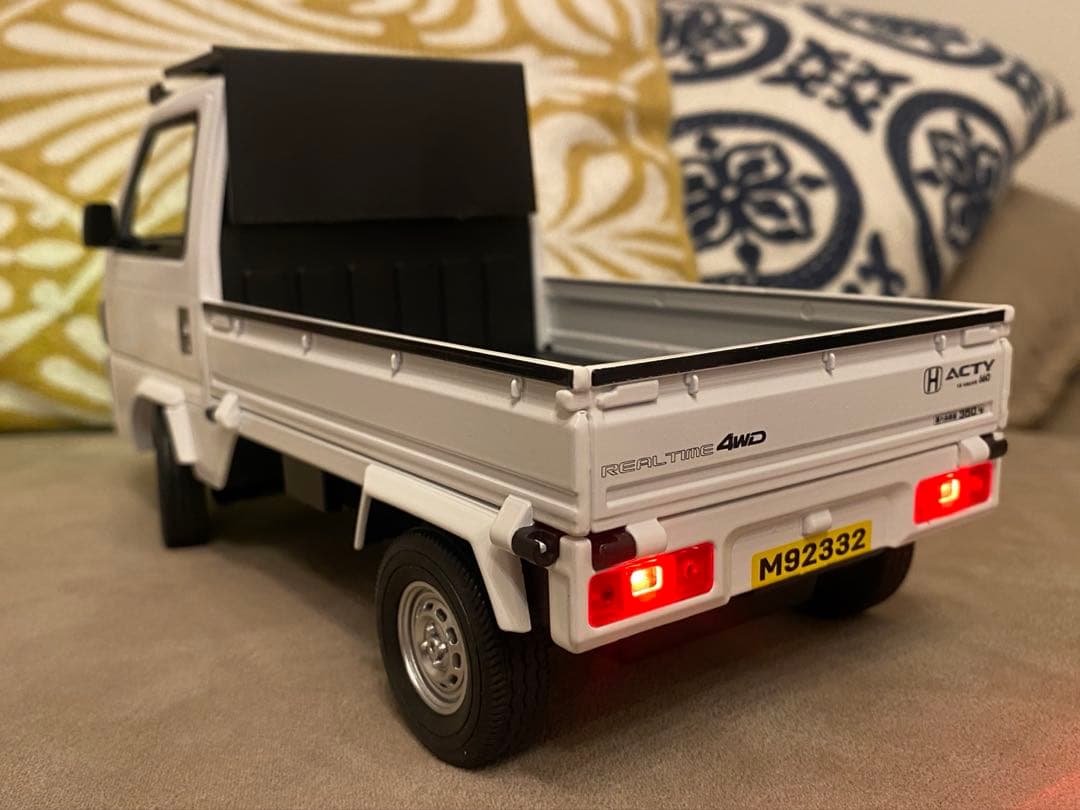 ホンダ アクティ トラック HA3 1/18ミニカー LED点灯 軽トラ