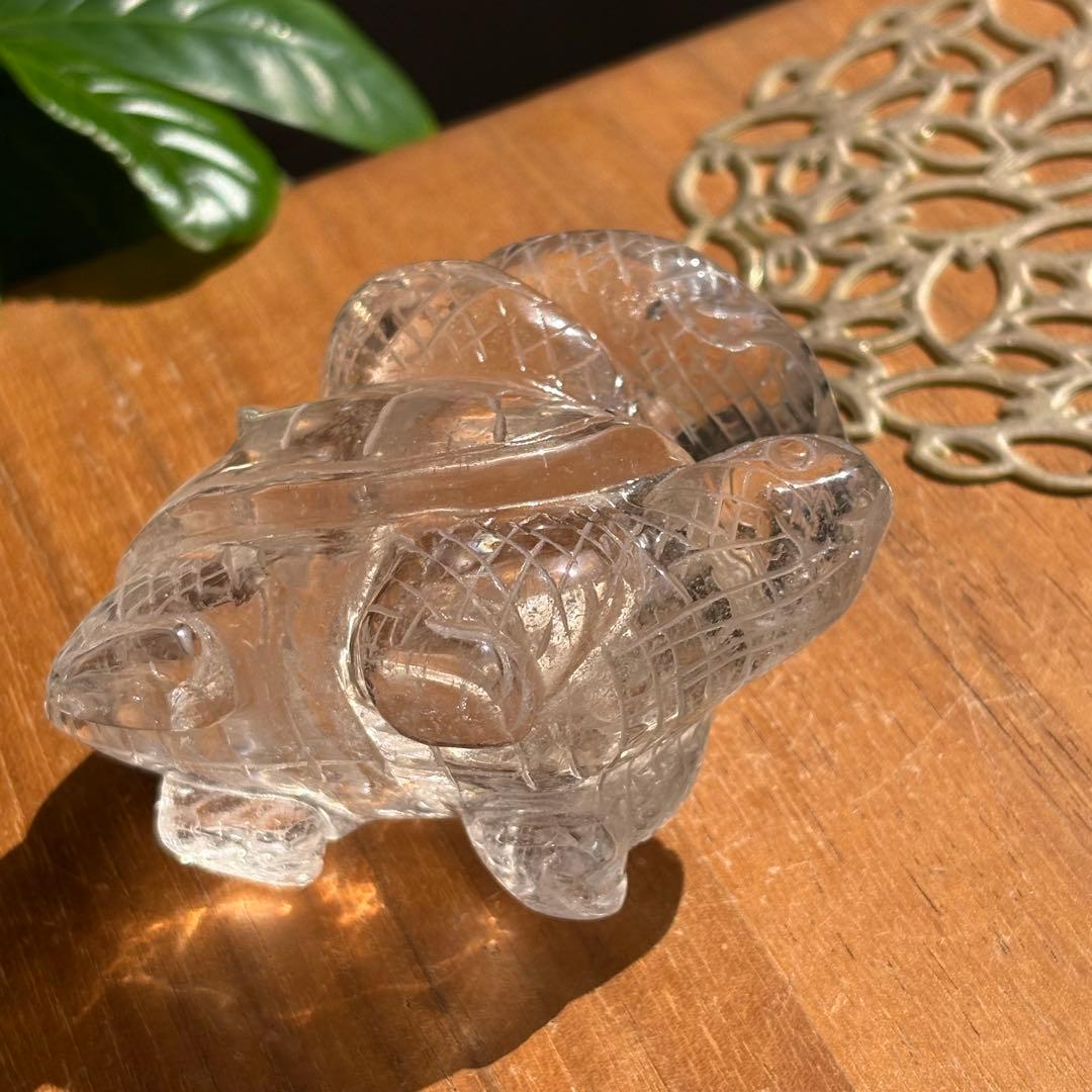 天然石 ブラジル産のグリーンガーデンクォーツ 玄武の置物238g