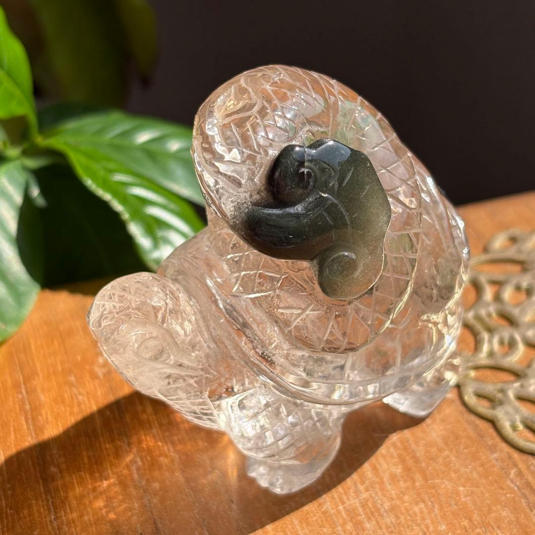 天然石 ブラジル産のグリーンガーデンクォーツ 玄武の置物238g