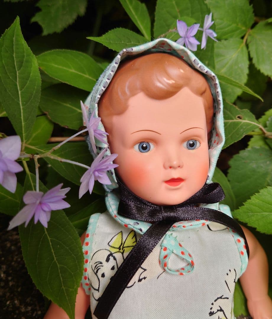 シルトクロート　シルトクレート　セルロイドドール　28cm オリジナル民族衣装付