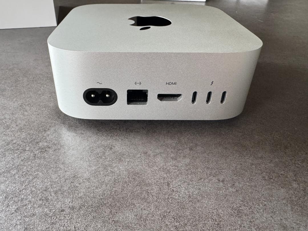 【美品】M4 Mac mini 24GB/512GB キーボード＆トラックパッド