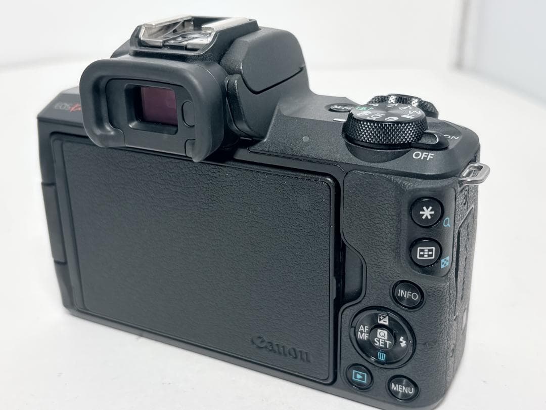 良品 キヤノン EOS Kiss M ボディ ブラック