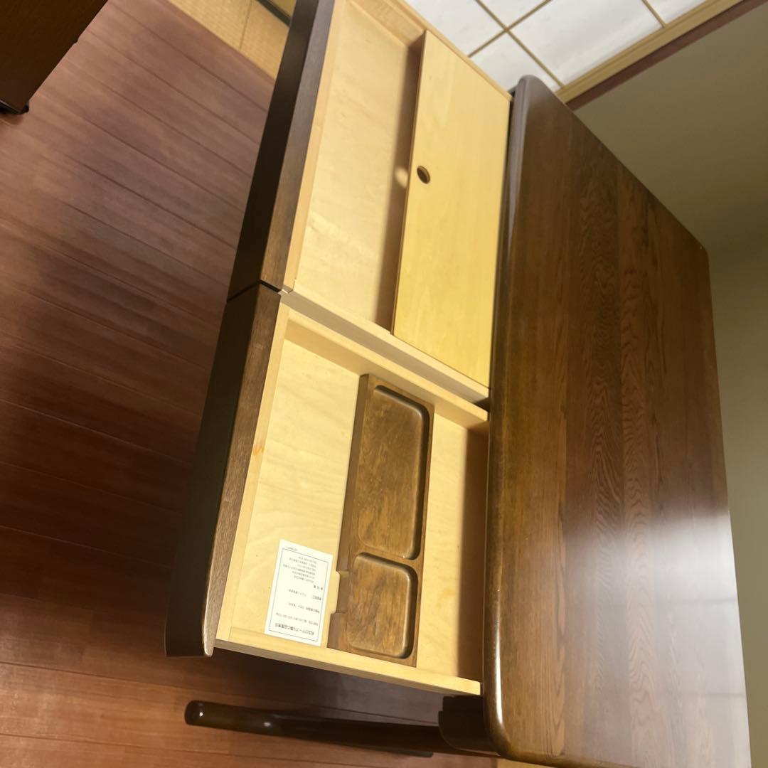 カリモク学習机