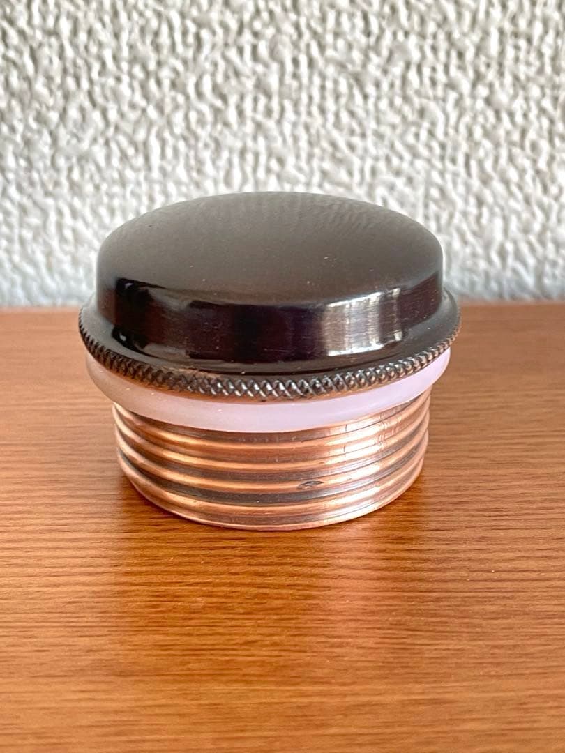 7つチャクラ水筒ブラック銅製ウォーターボトルインドハンドメイドFCB15