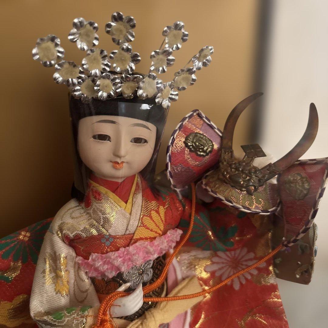 日本人形ガラスケース入り