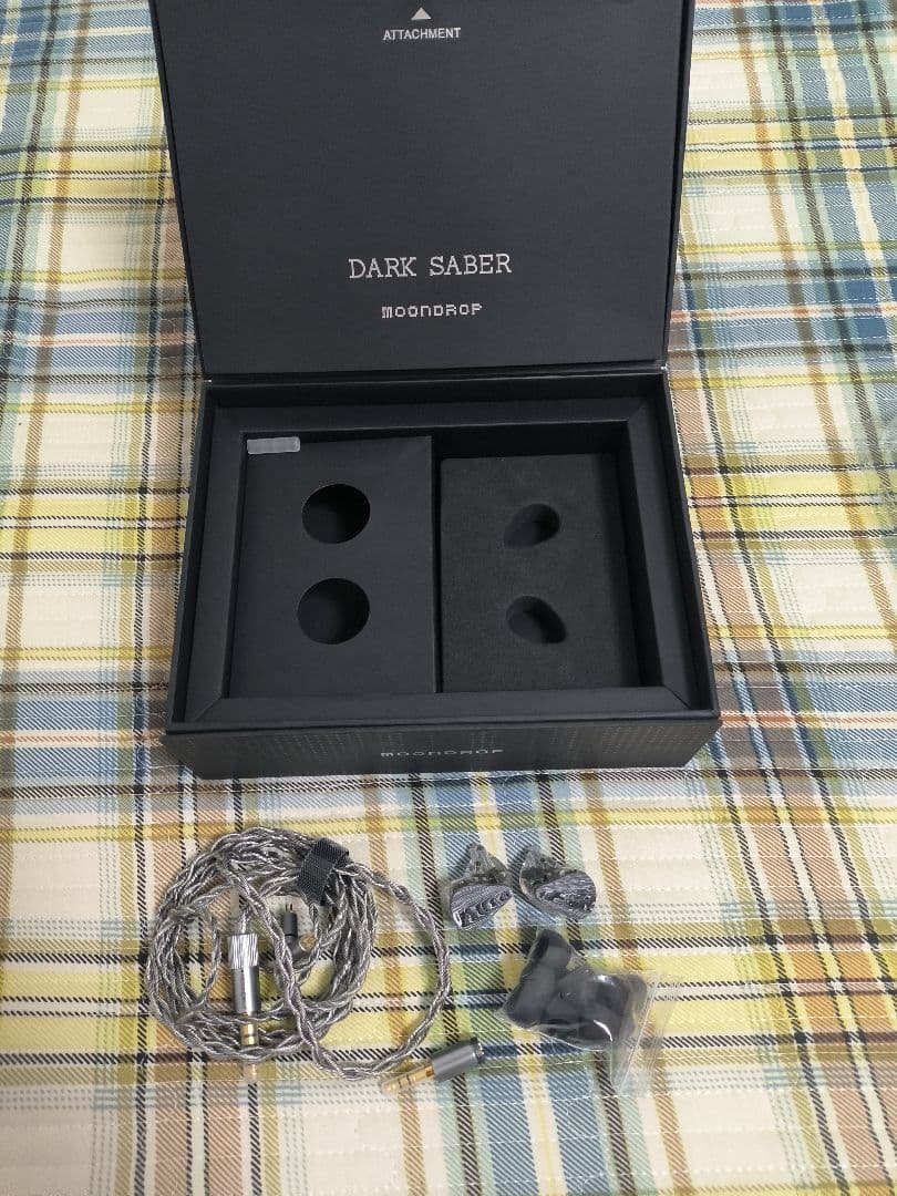 水月雨 MOONDROP DARKSABER 黑劍