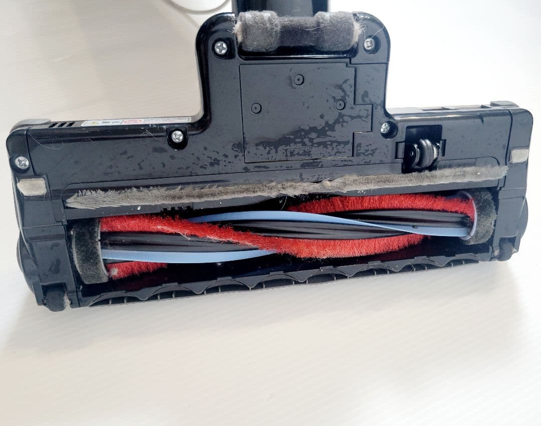 日立☆充電式掃除機(充電器あり)　PV-B300H　シャンパンゴールド