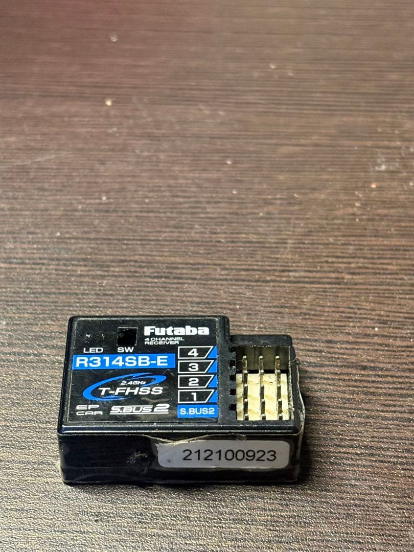 FUTABA3pv送信機&R314SB-E受信機　ラジコン