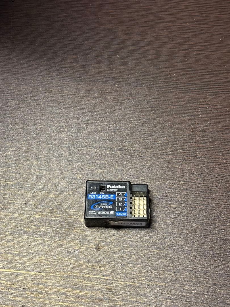 FUTABA3pv送信機&R314SB-E受信機　ラジコン