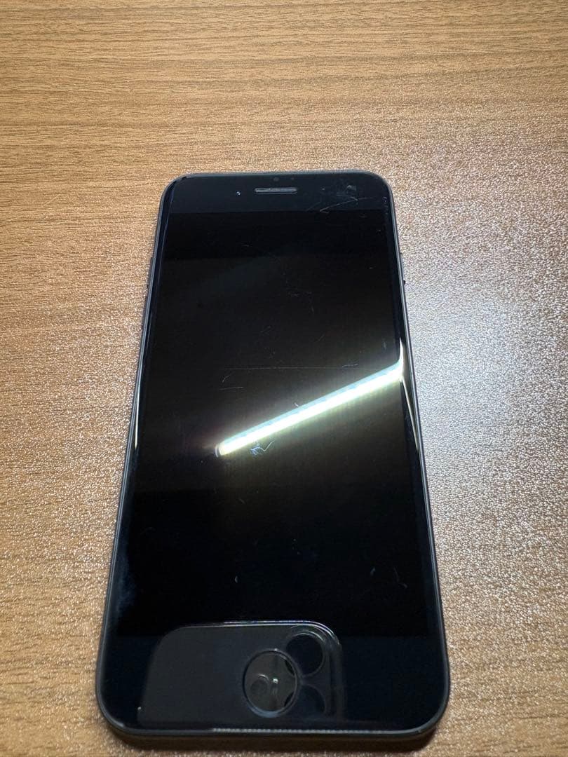 Apple iPhone 7 本体 バッテリー91%