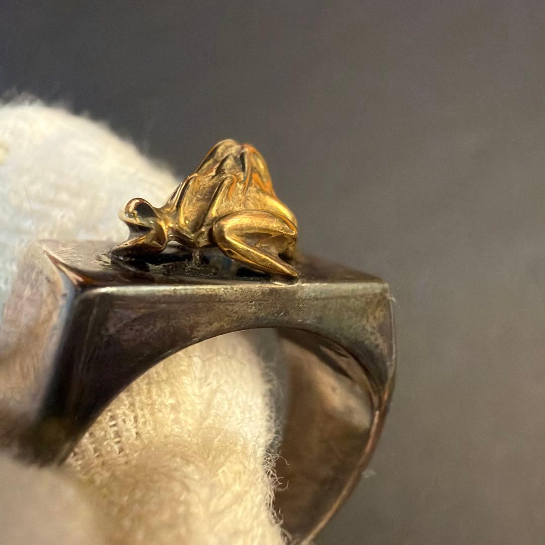 シルバーリング　カエル付き