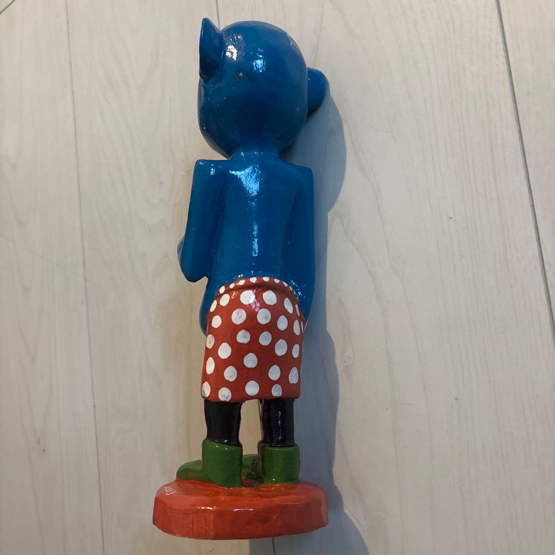 ティンガティンガ　置物