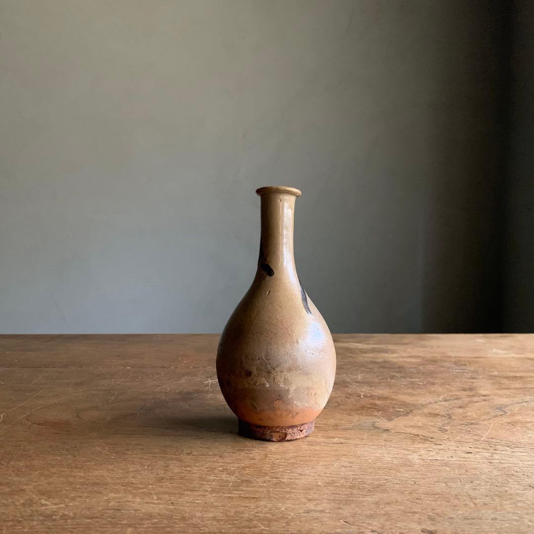 壺屋焼 灰釉褐釉流掛け瓶 18世紀 徳利 壺屋 鉄絵 古美術 琉球美術 湧田焼