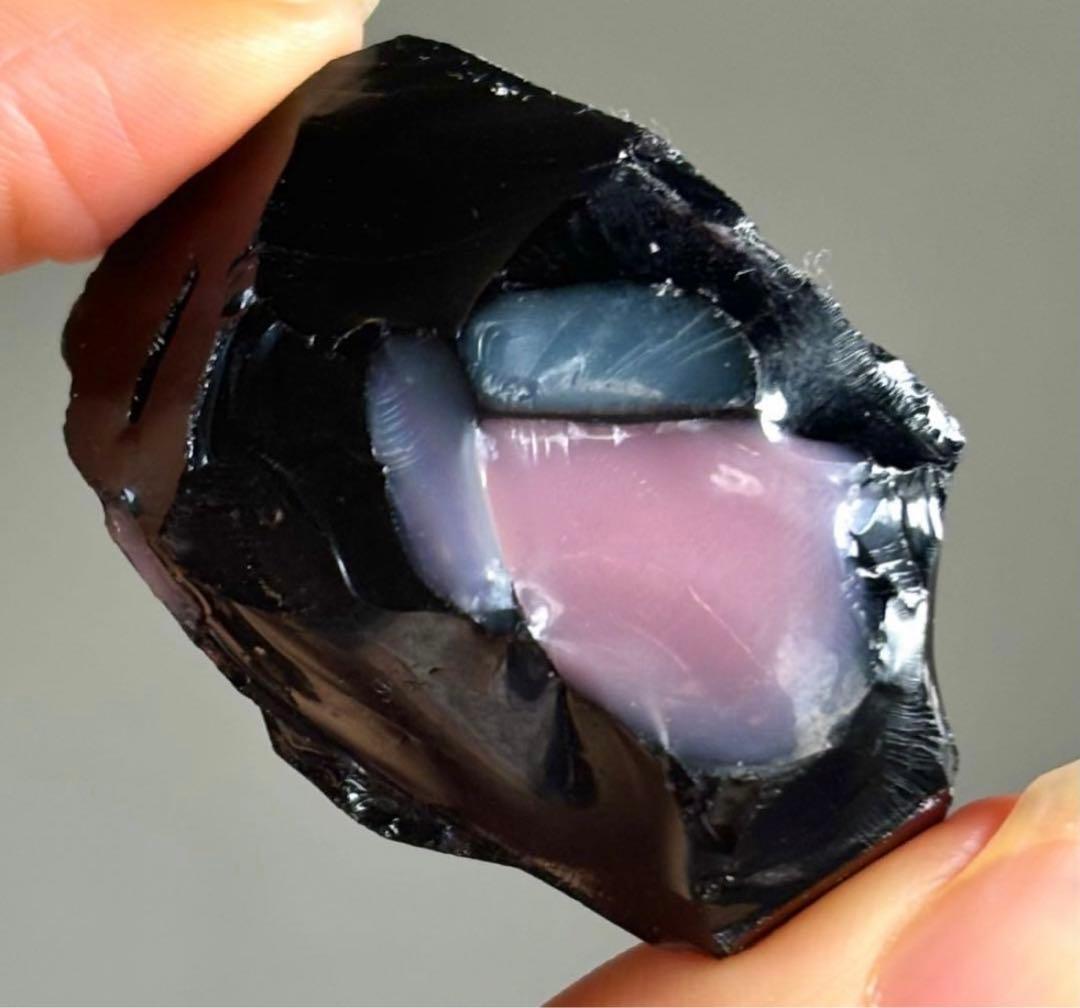 希少　マット　ピンク　ブラック　アンダラクリスタル　シエラネバダ産　握り石