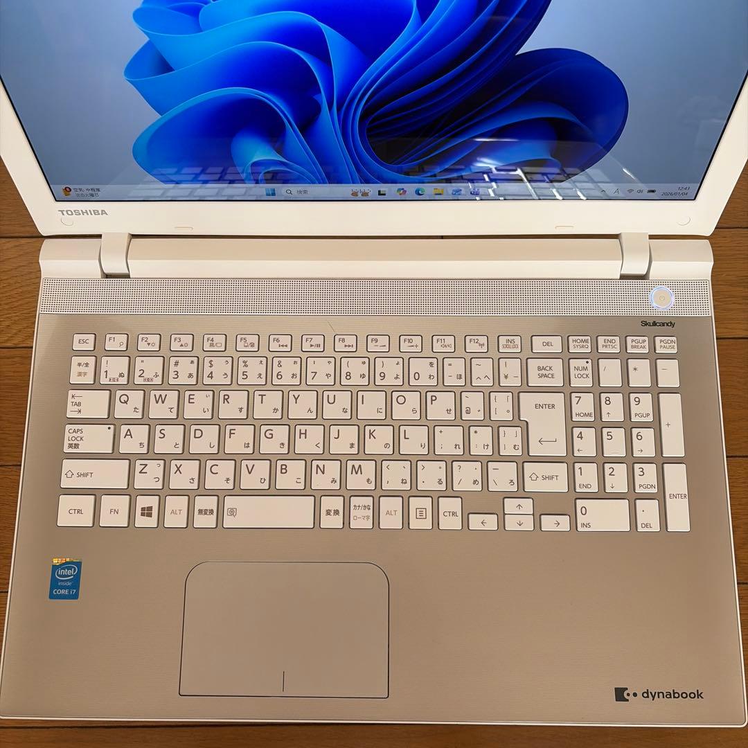 美品 東芝Dynabook T75/RG i7-5500U SSD256 GB