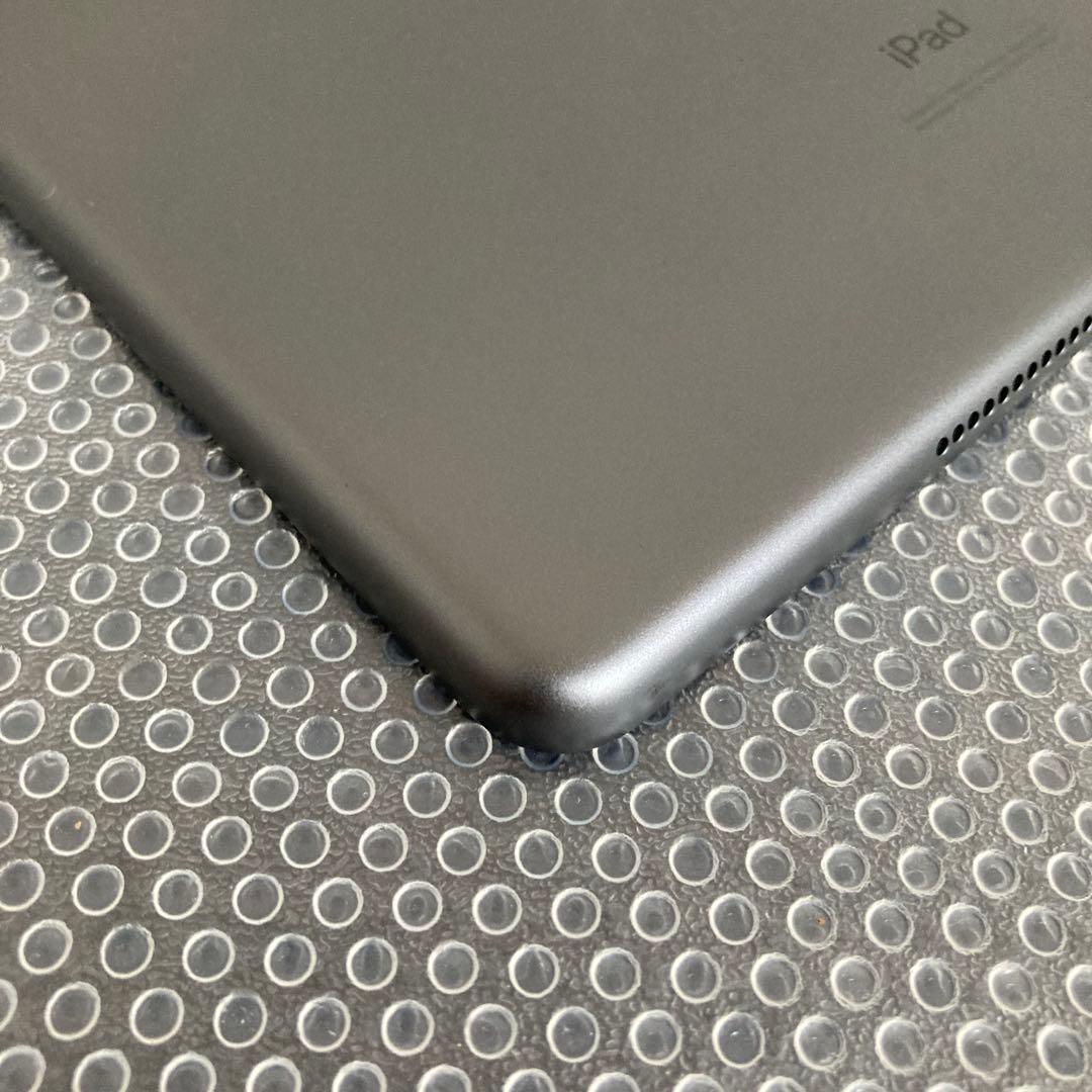 3207【早い者勝ち】iPad7 第7世代 32GB WIFIモデル☆