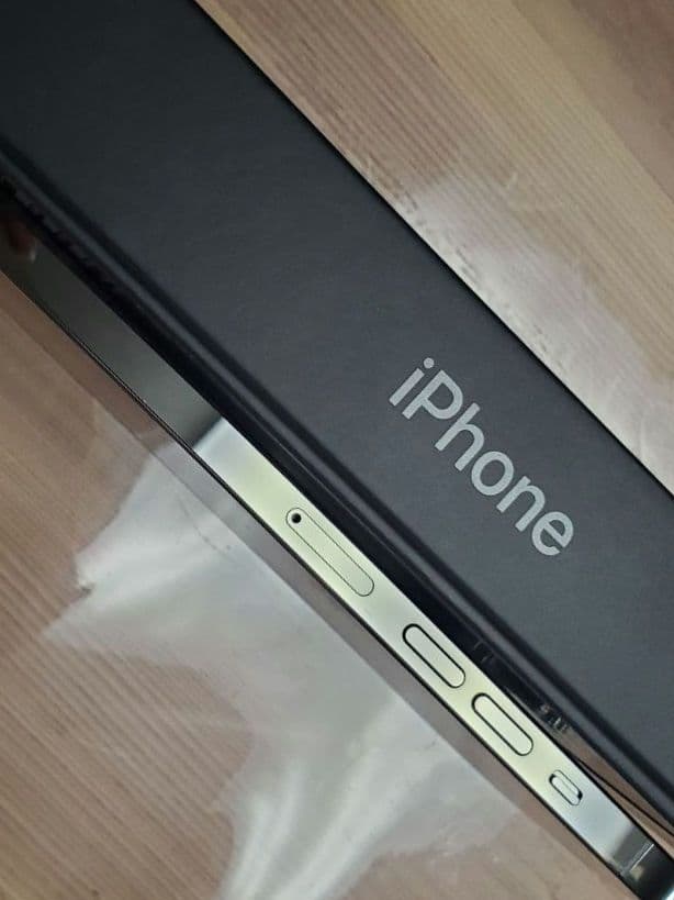 【美品】iPhone 13 Pro Max 128GB SIMフリー 85%