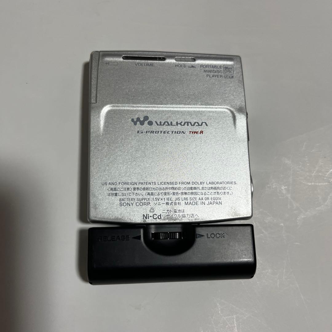 ポータブルプレーヤー SONY MDWALKMAN E909