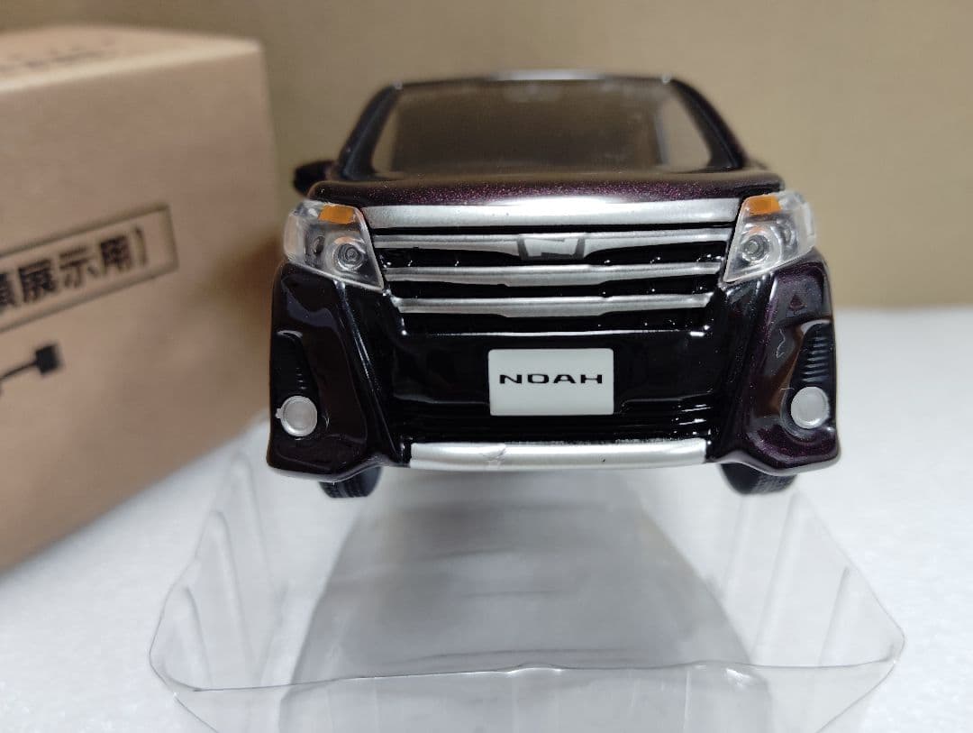 トヨタ ノア Si 80前期型 カラーサンプルミニカー 非売品 3R9